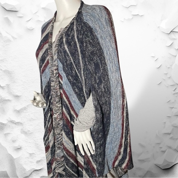 Free People The Big Trail Asymmetrical Poncho Cardigan Sweater Poncho Size Small - Picture 5 of 16